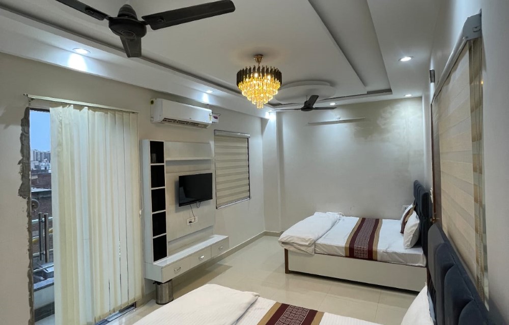 Gallery Picture